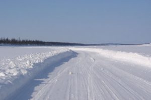 ice-road-nwt-canada